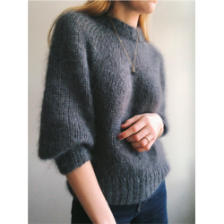 SATURDAY NIGHT SWEATER